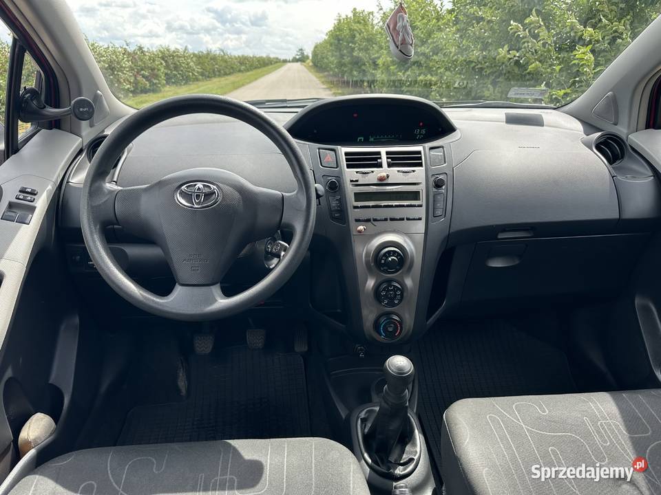 Toyota Yaris II 10 Benzyna 2009 Salon Polska benzyna Yaris