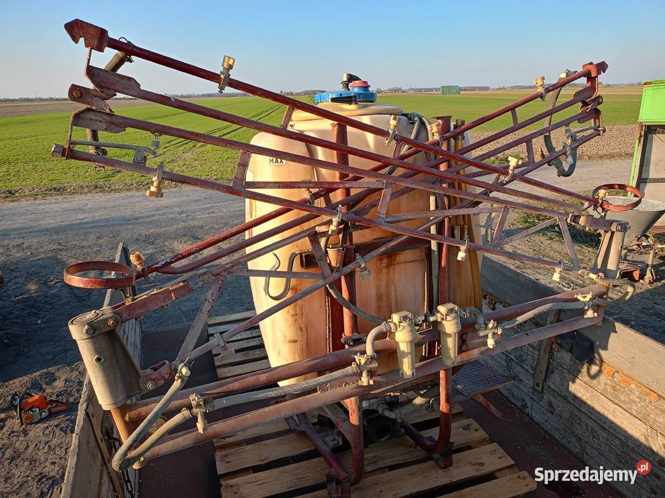 Opryskiwacz polowy termit nieuszkodzony Gostyń sprzedam