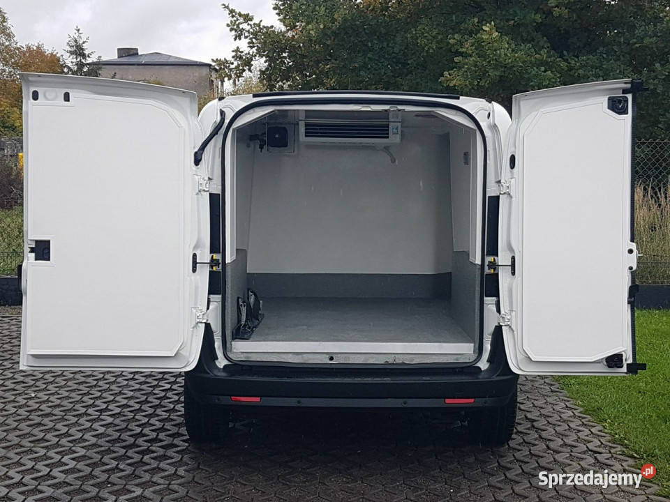 Fiat Doblo MAXI CHŁODNIA MROŻNIA IZOTERMA wspomaganie kierownicy Poręba sprzedam