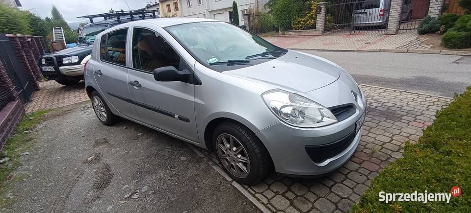 Renault Clio 3 12 16V 75 bez korozji 4/5 Pieszyce