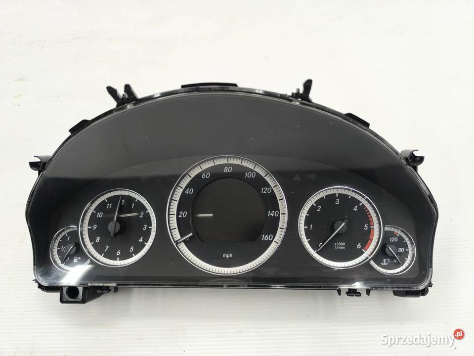 LICZNIK ZEGARY MERCEDES ECLASA W212 22CDI osobowe sprzedam