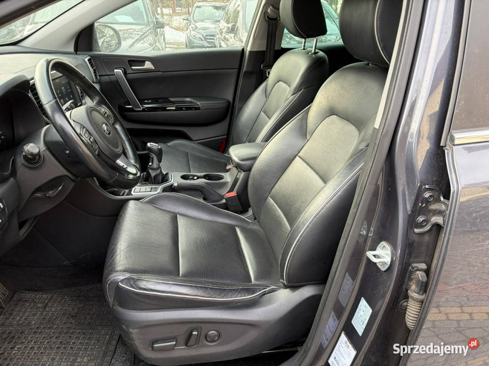 Kia Sportage 16 benzyna Skóry 4 x podgrzewane mazowieckie Lipówki