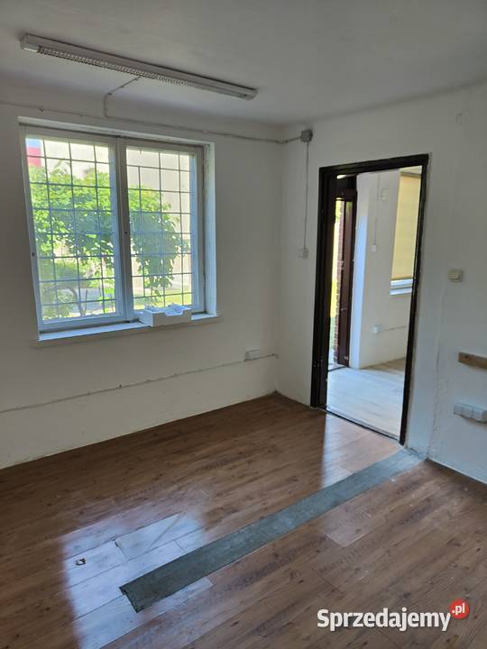 Lokal użytkowy wolnostojący 30m2 media Łomianki sprzedam