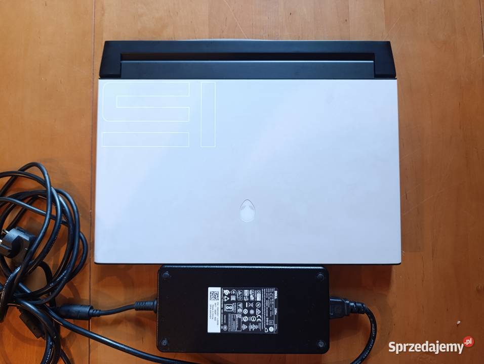 Dell 300Hz i7 10750h Rtx 2070 16ram 1tb ssd Liczba rdzeni 6 małopolskie
