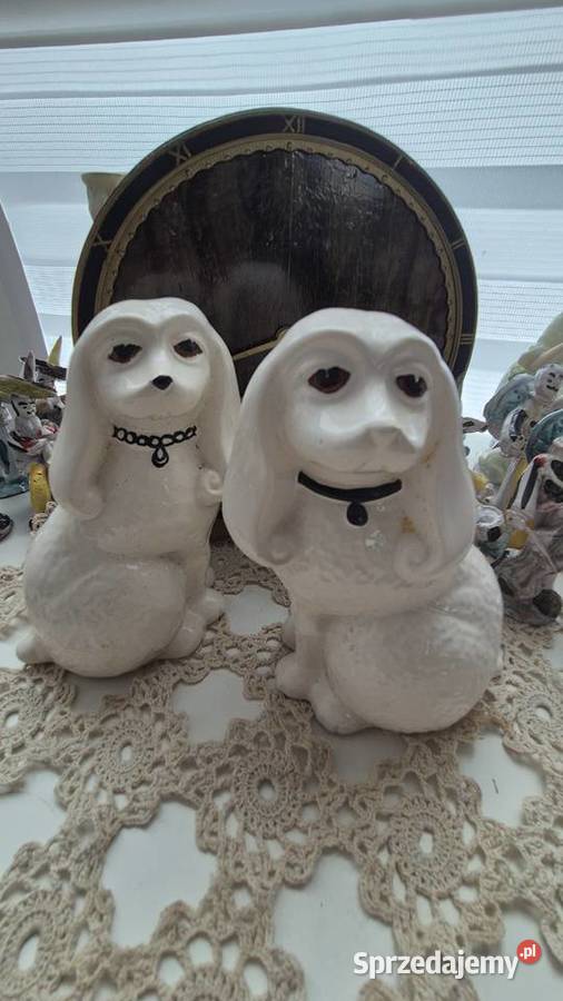 Porcelana kominkowa pies beswick Antyki