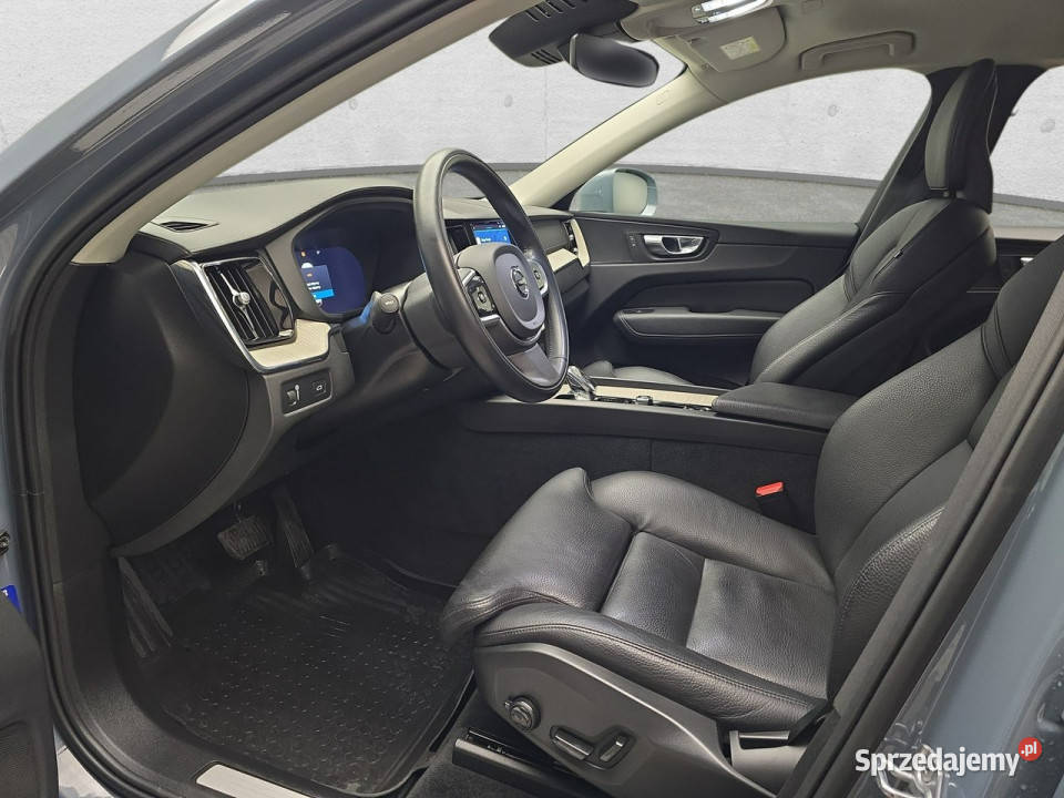 Volvo XC 60 II 2017 dolnośląskie Komorniki sprzedam