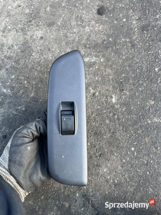 Panel sterowania szyby Toyota RAV4 II 7423142140 terenowe Ropczyce