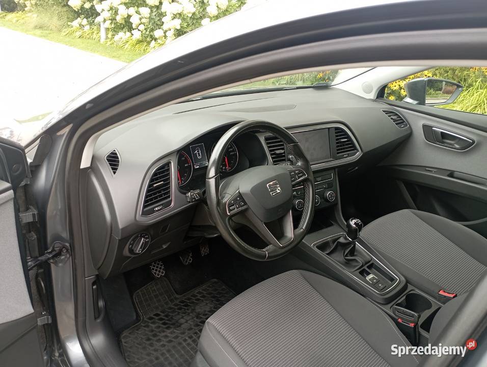 Seat Leon lll 2018r 72 000 Krajowy asystent parkowania Leon Warszawa sprzedam