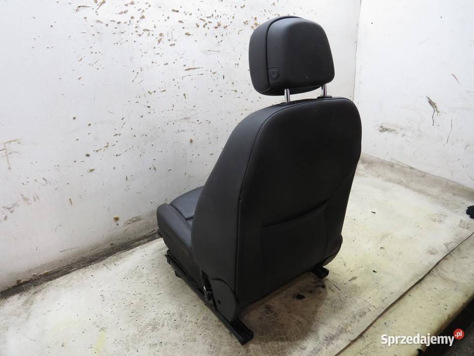 FOTEL PRAWY PRZÓD SKÓRA ZAFIRA C lubelskie