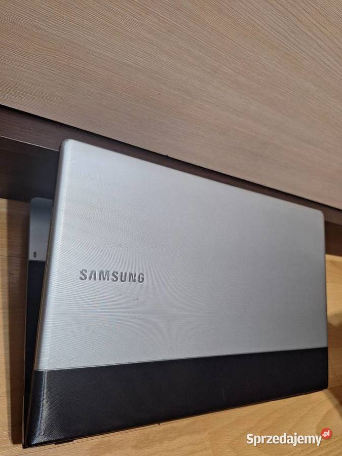 Laptop Samsung 17 z Windows 11 Nowa Sól