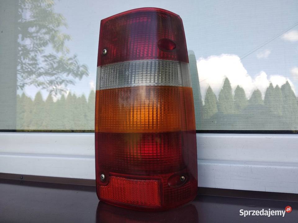 Opel Frontera A lampa tył tylna prawa oryginał osobowe Sieradz