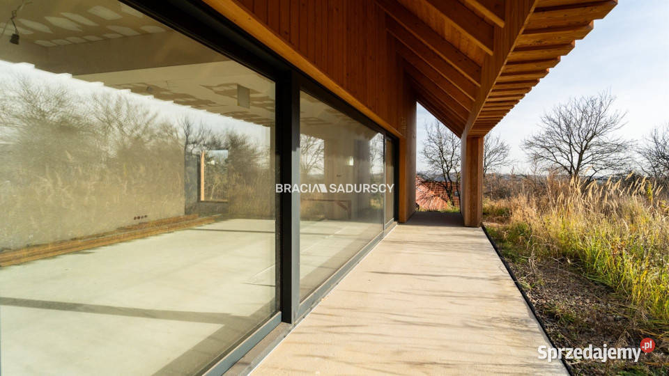 Do sprzedaży dom wolnostojący 320m2 Grębynice Liczba pokoi 5