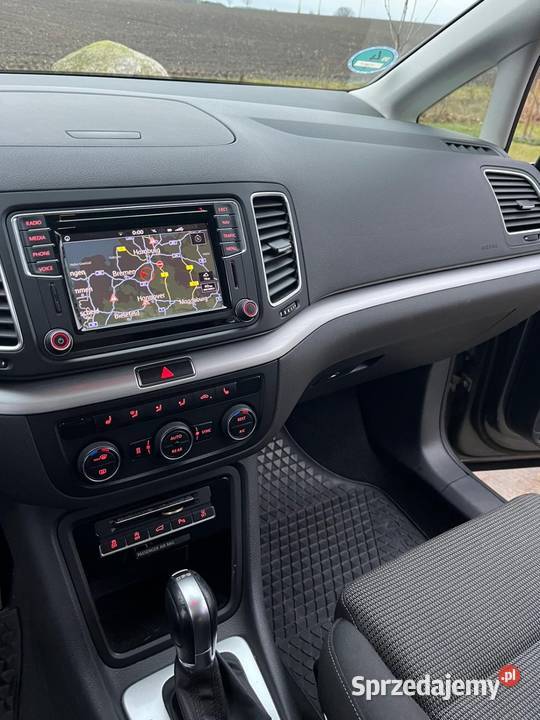 VW Sharan 20 TDI Automatik Xenon Webasto Hak asystent parkowania Wołczyn
