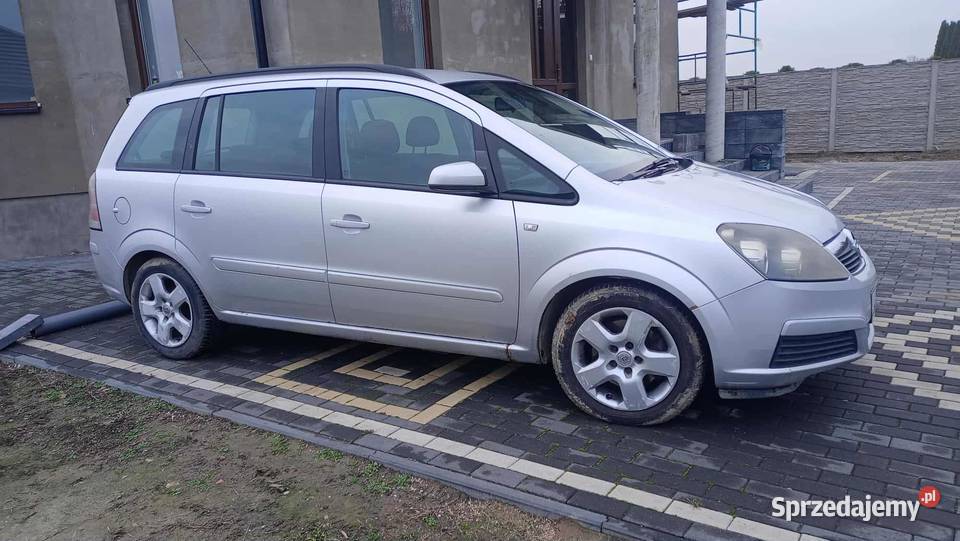 Opla Zafirę sprzedam zamienię 19 JTD 7 miejsc sprzedam