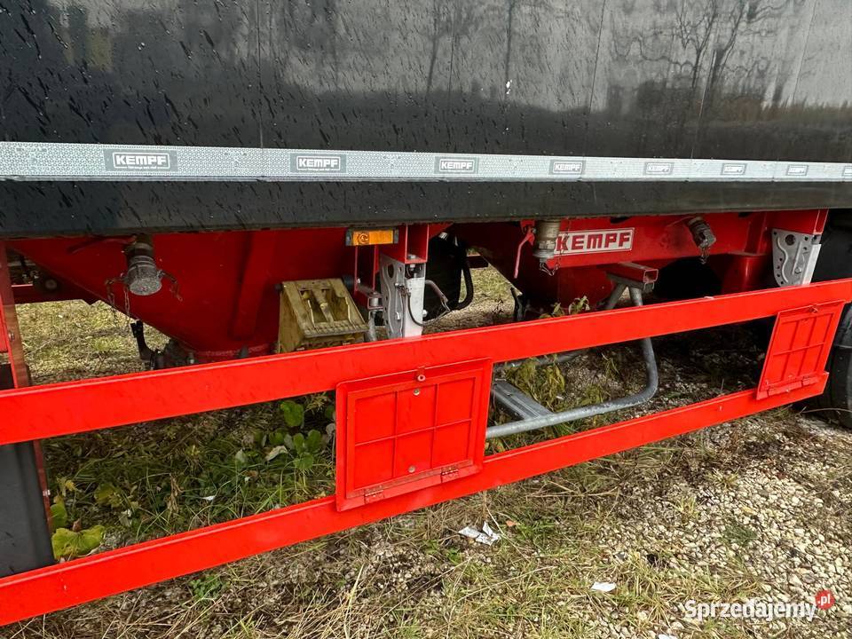 Kempf SKM AK wyładowcza 4 komory z dolnym zsypem Motoryzacja