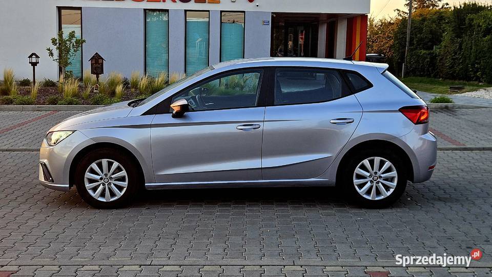SEAT IBIZA V 6F 16 TDI 95 Navi Klima Led Alu 15 małopolskie Szarów