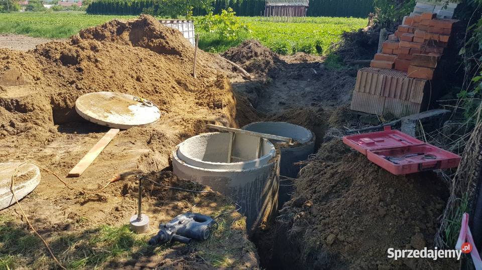 Odwodnienie z rynien odprowadzenie wody opadowej Dębica