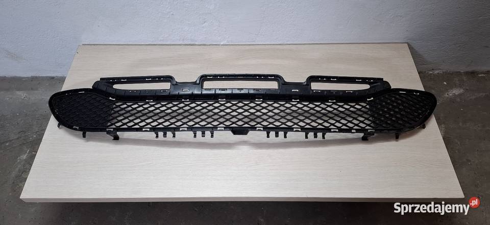 Kratka Atrapa zderzaka Mercedes GLA 156 osobowe świętokrzyskie Sandomierz sprzedam