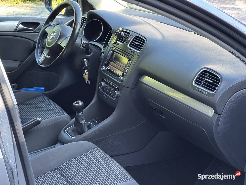 Volkswagen Golf VI 16 TDI BlueMotion klimatyzacja Golf Żołynia sprzedam
