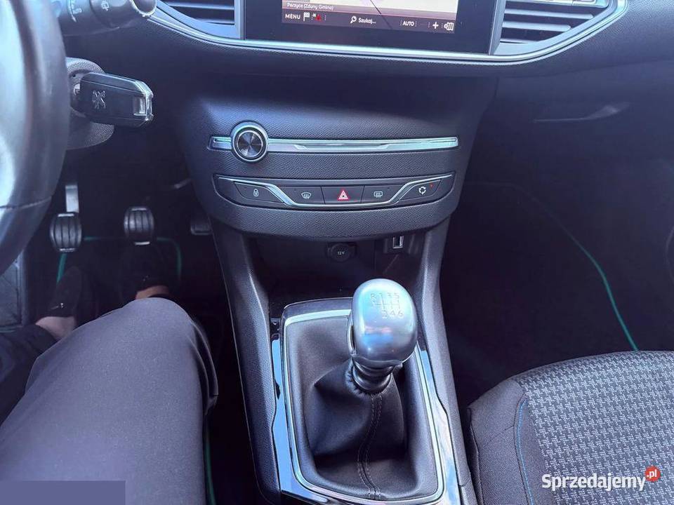 Peugeot 308 12 PureTech Active Pack 130 2020r