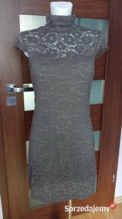 Koronkowa sukienka półgolf mini krótki rękaw Rozmiar 36(S) Krosno