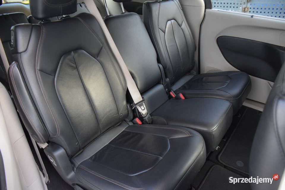 Chrysler Pacifica skórzana tapicerka