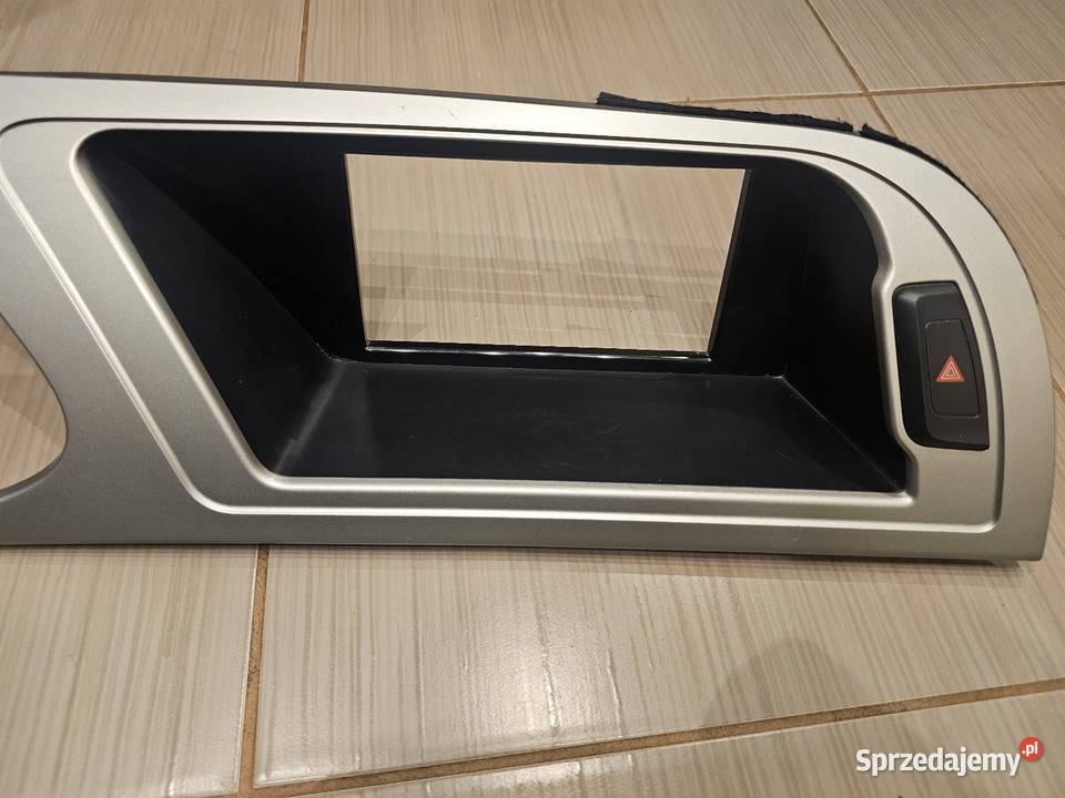 AUDI A4 B8 DEKOR RAMKA WYŚWIETLACZA 8K1857186D osobowe Olsztyn sprzedam
