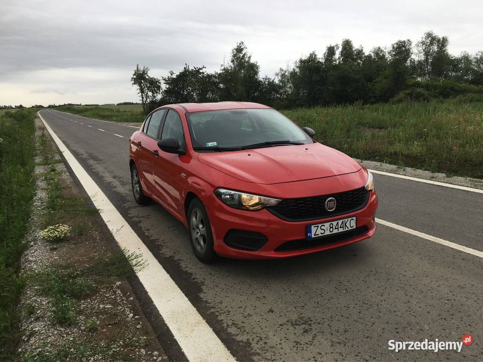 Wynajem Wypożyczalnia aut Fiat Tipo zachodniopomorskie Szczecin auto wynajem