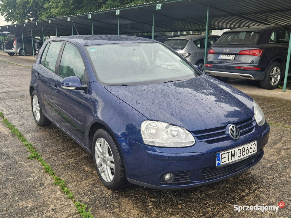 Volkswagen Golf GOLF V 14 MPI stan opłatach V Zarejestrowany w Polsce Motoryzacja łódzkie Tomaszów Mazowiecki