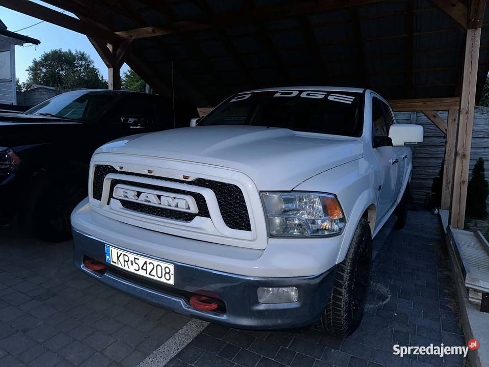 Zarejestrowany w Polsce Dodge ram 57 l LPG Urzędów