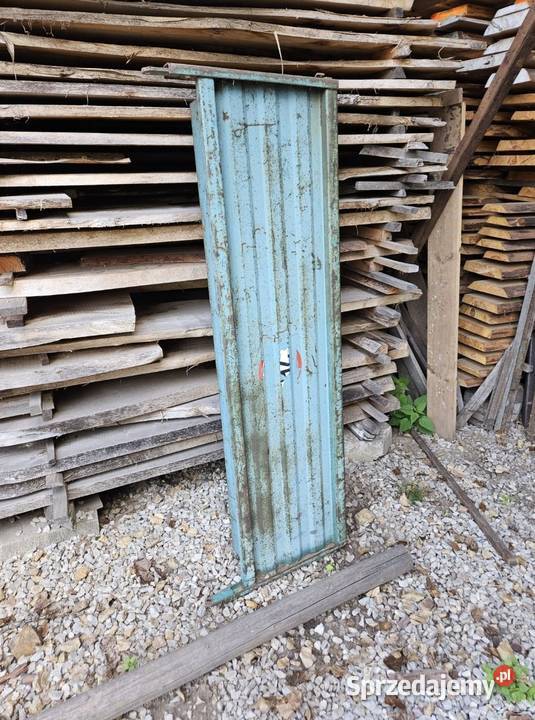 Rozrzutnik czarna białostocka przyczepa nieuszkodzony