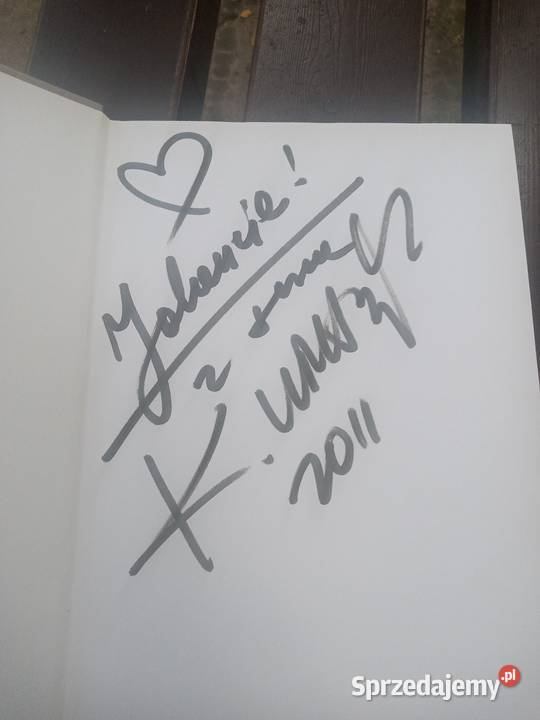 Sprzedam książke z autografem Krzysztofa twarda Bytom