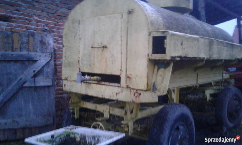 Sprzedam beczkę 5000l Pozostałe Krzewno