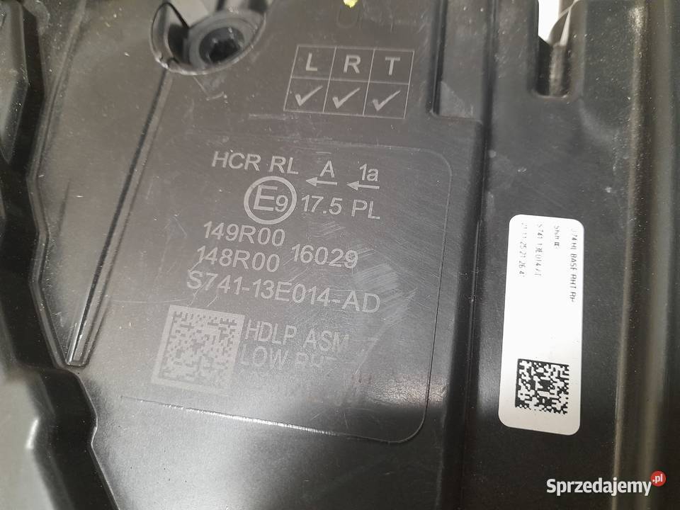 VW T7 TRANSPORTER LAMPA PRZEDNIA PRAWA PRZÓD
