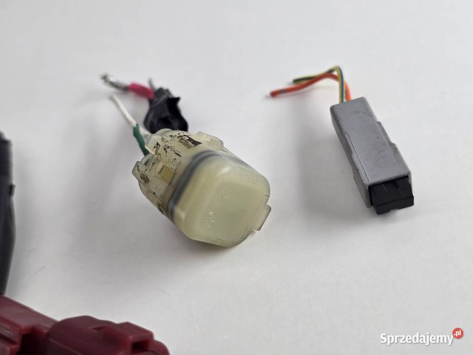 WTYCZKA KOSTKA WIAZKA HONDA CB 1000R SC80 Janowice