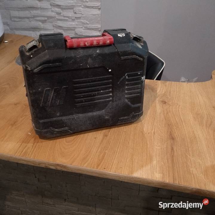 Sprzedam młotowiertarkę 800 w Września