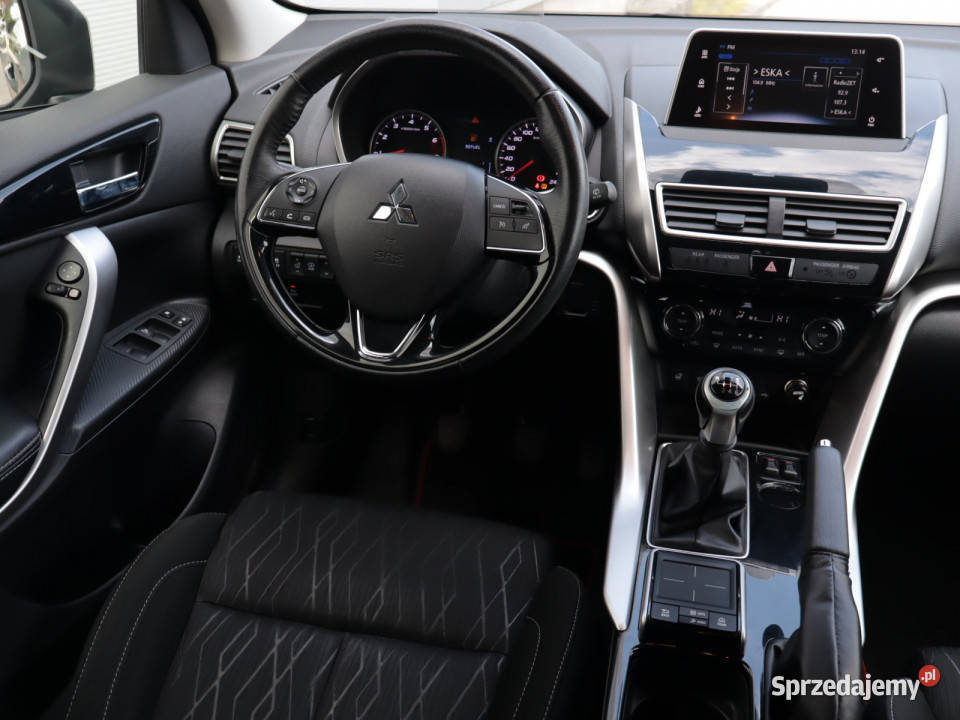 Mitsubishi Eclipse Cross 15 TMIVEC podgrzewane fotele śląskie