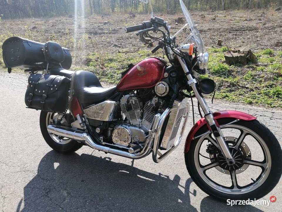 HONDA SHADOW VT700 C Twin 1986r Rok produkcji 1986 Gozdowo sprzedam