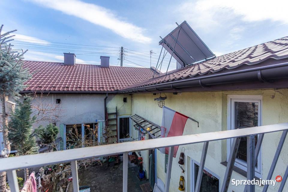 sprzedam 6 pokoi ogród i garaż na 3 auta Pajęczno