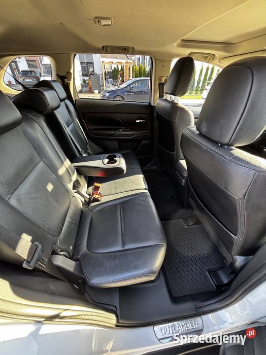 Mitsubishi Outlander 20 Intense Navi 4WD CVT LPG skórzana tapicerka Komorniki