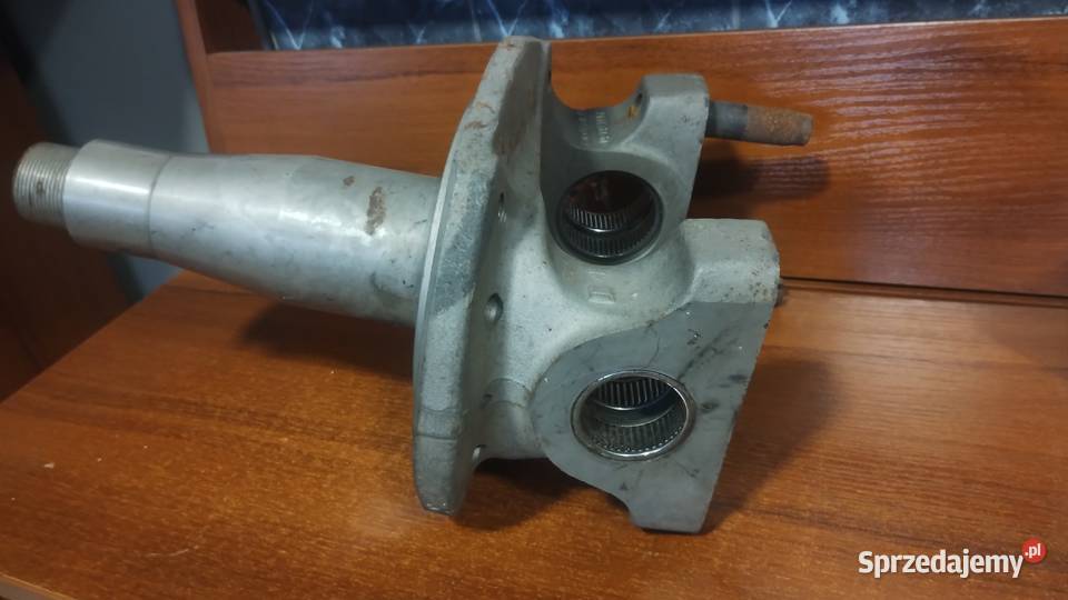 Zwrotnica Iveco Trakker Łazy