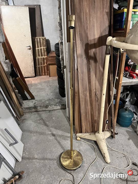 mosiężna lampa podłogowa Holtktter Leuchten w Zgorzelec