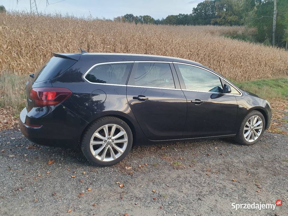 Opel Astra J benzyna 14 Turbo 140 2011 Gliwice sprzedam