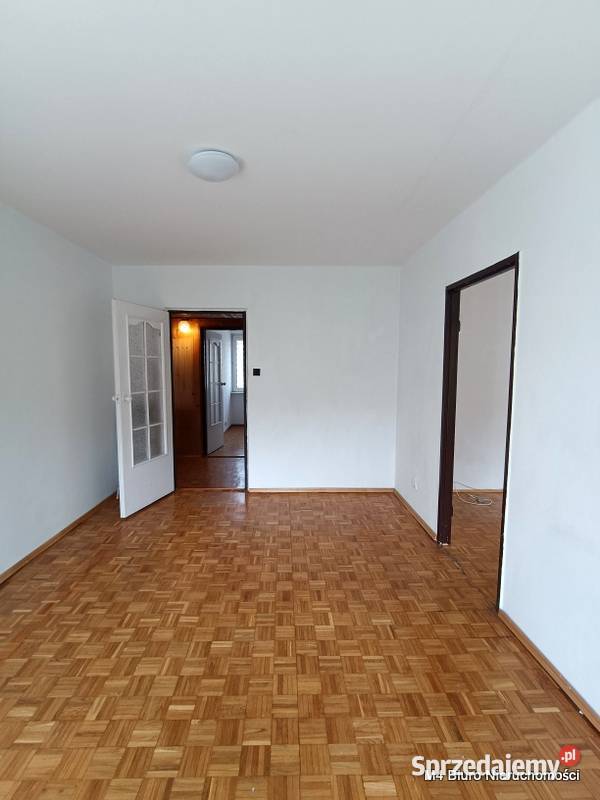 MIESZKANIE NA I PIETRZE W KROŚNIE NA OŚ oddzielna kuchnia podkarpackie Krosno sprzedam