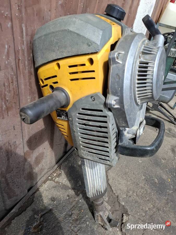 Młot spalinowy udarowy uderzeniowy Wacker Neuson pomorskie Puzdrowo
