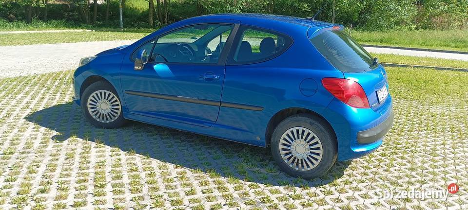 Peugeot 207 14 B 75 sprawna klima