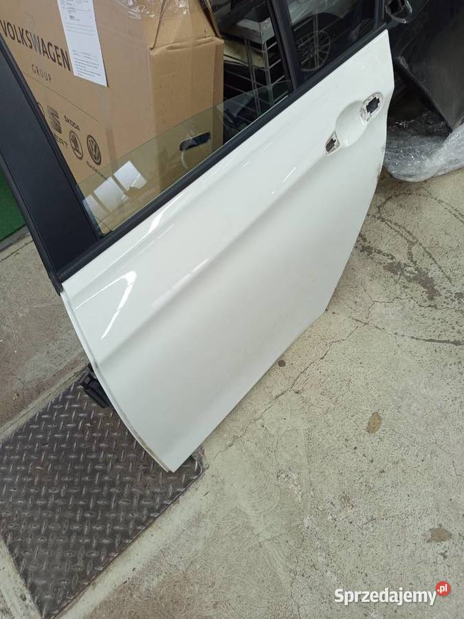 Drzwi tył lewe BMW 3 f30 31 białe orginal Karoseria Rzeszów