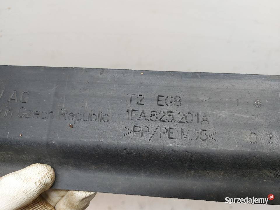 Audi Q4 ETRON 89A 89E LISTWA PROGOWA LEWA