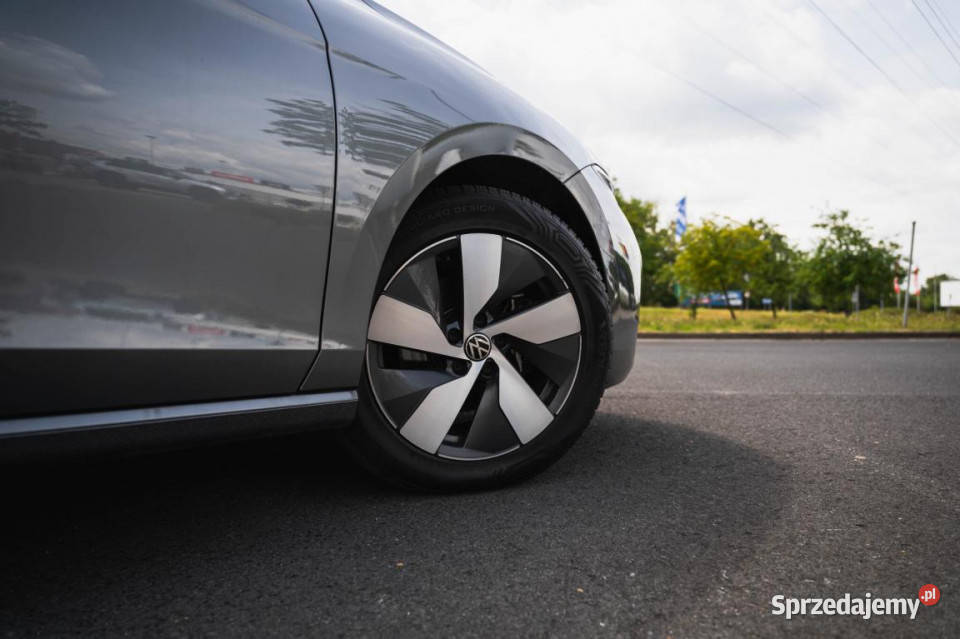 VW Passat 15 eTSI ACT czujnik zmierzchu