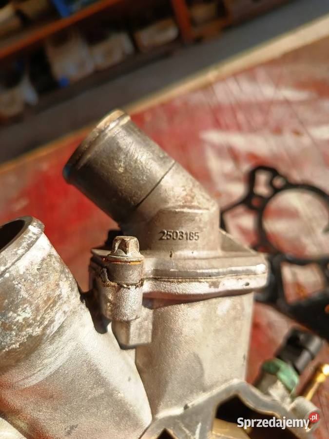 Pompa wody Opel Meriva 14 benzyna 2006 r silnik Radom